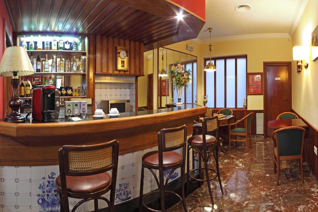 Hotel Los Angeles Figueres  Eksteriør bilde